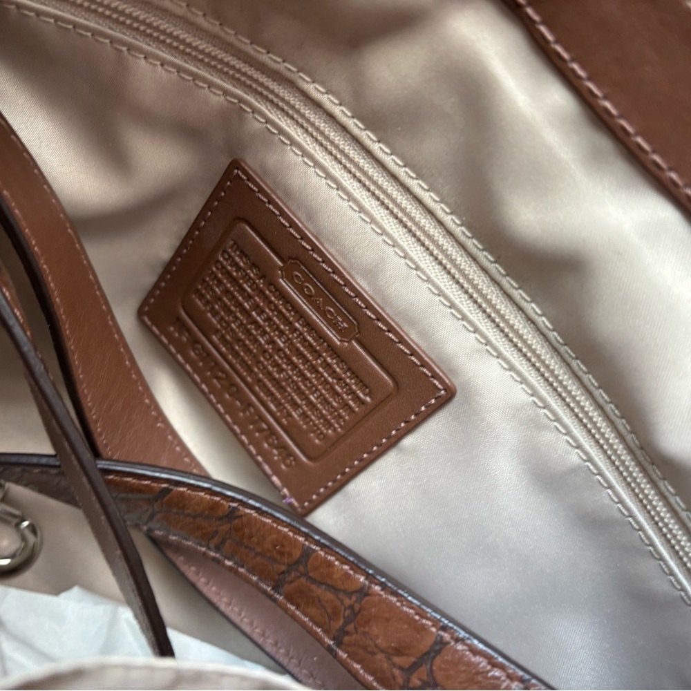 Coach 17646 Brown Crocodile Should Bag - Picture 5 of 6
